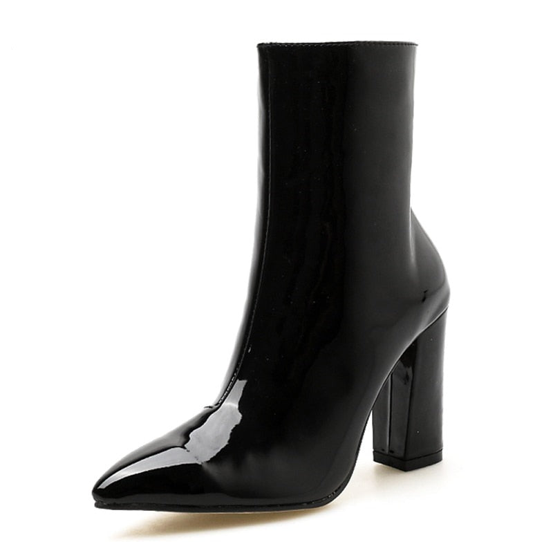 Bota Dominique